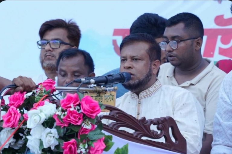 রাজনীতিতে এনসিপি নেতা মুকুল মিয়ার খোলস পরিবর্তন।