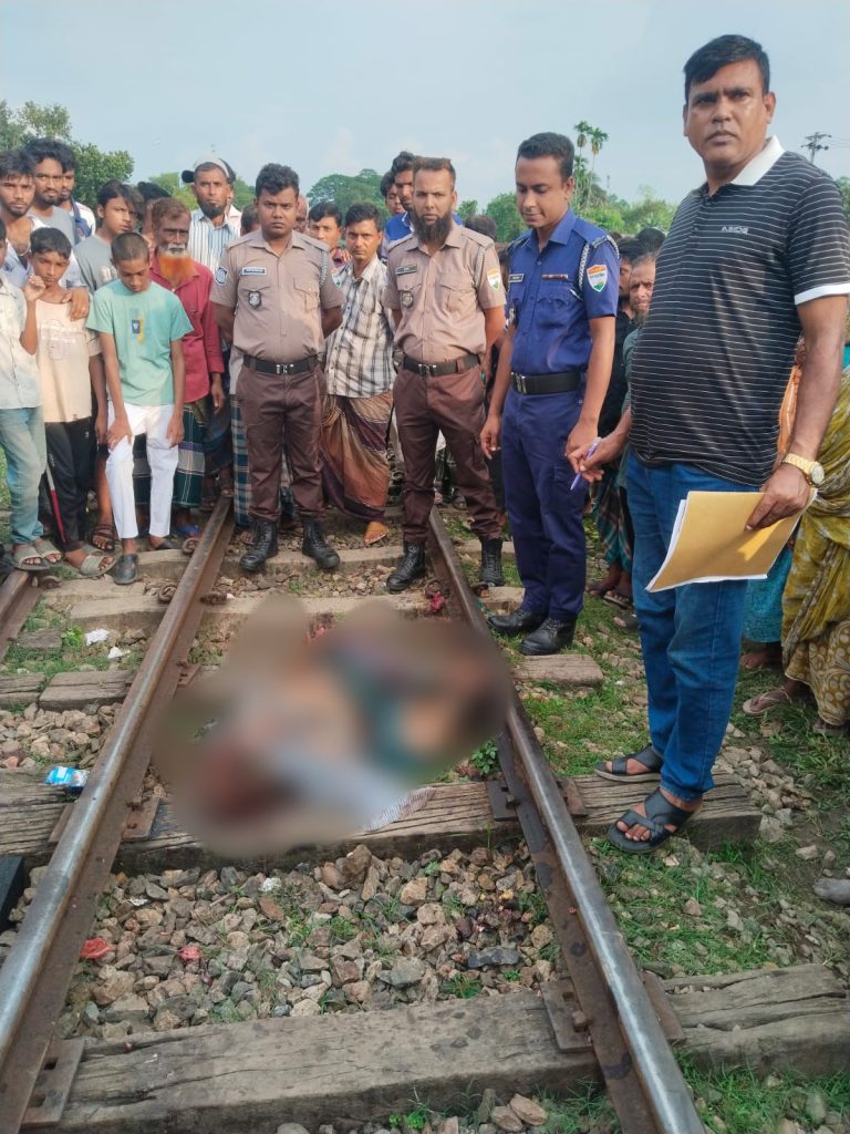 ইসলামপুরে তিস্তা এক্সপ্রেস ট্রেনের ধাক্কায় অজ্ঞাত ব্যক্তির মৃত্যু