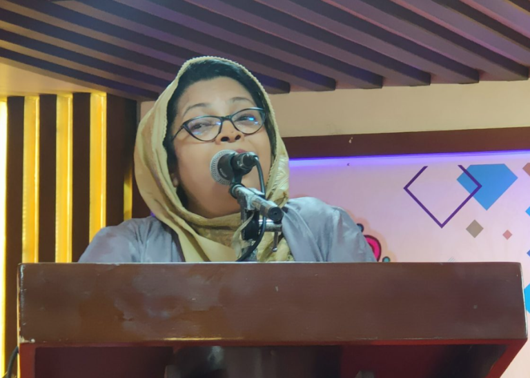 শিক্ষার্থীদের অংশগ্রহণে ঈদগাহ আদর্শ উচ্চ বিদ্যালয়ের পুরস্কার বিতরণ অনুষ্ঠিত