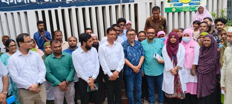 কালাই উপজেলা স্বাস্থ্য কমপ্লেক্স পরিদর্শনে স্বাস্থ্যমন্ত্রী