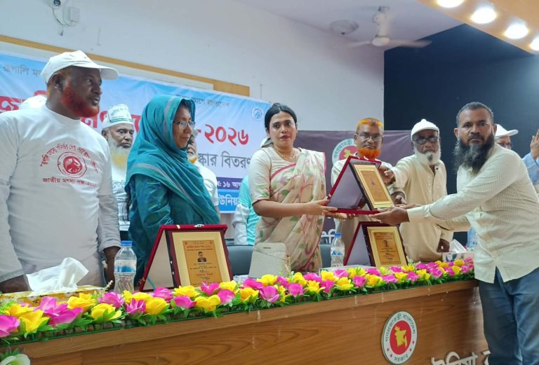 রূপালি মৎস্যে স্বনির্ভরতার প্রত্যয়, কাউনিয়ায় জাতীয় মৎস্য পক্ষের উদ্বোধন
