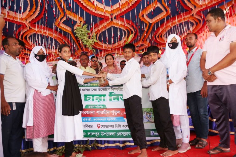 ভঙ্গুর অর্থনীতির মাঝেও ইতিহাস গড়ার আশাবাদ: লালপুরে প্রতিমন্ত্রী পুতুলের