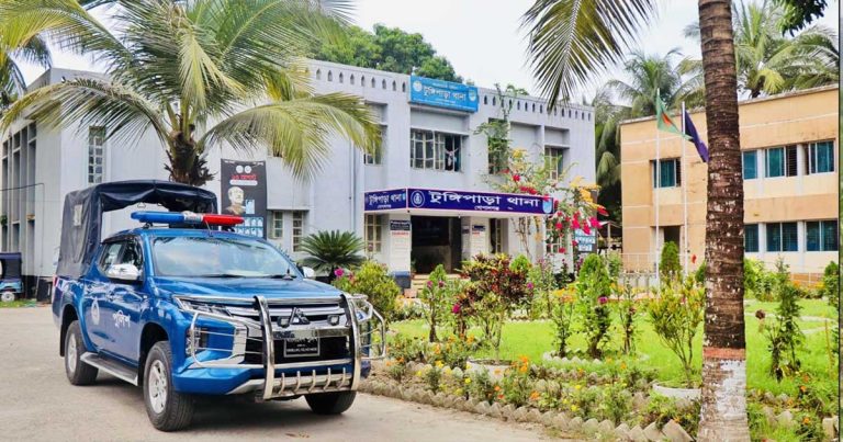 ফুটবল খেলাকে কেন্দ্র করে টুঙ্গিপাড়ায় সংঘ*র্ষ, আহত ৫