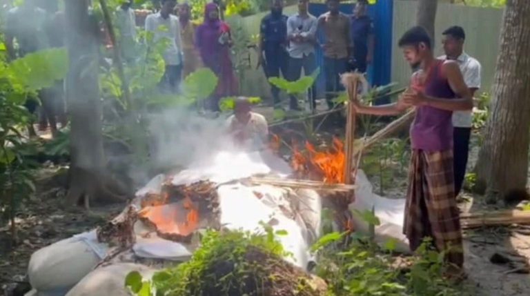 গোপালগঞ্জে নকল ব্যান্ডরোলের বি-ড়ি জ-ব্দ, জরি-মানা ৫০ হাজার টাকা
