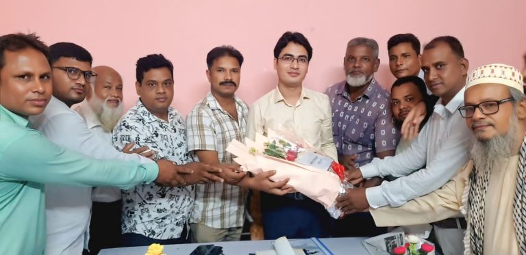 রুহিয়া উপজেলা নির্বাহী কর্মকর্তা সাথে উপজেলা প্রেসক্লাবের সৌজন্য সাক্ষাৎ ও মতবিনিময় সভা অনুষ্ঠিত