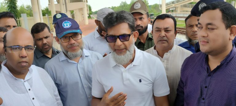 ইসলামাবাদে দূরপাল্লার ট্রেনের যাত্রা বিরতির পদক্ষেপ নেয়া হবে-রেলপথ প্রতিমন্ত্রী