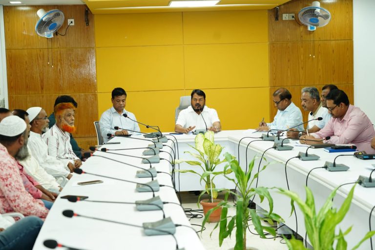 সম্মিলিতভাবে রাজশাহী মহানগরীকে নতুনভাবে ঢেলে সাজাতে চাই- রাসিক প্রশাসক
