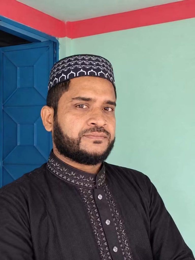 মায়ের দেয়া কিডনী নিয়েও বাঁচল না আনোয়ার।