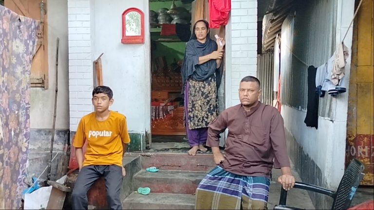 মাগুরার শ্রীপুরে ভোর রাতে ডা-কা-তির অভিযোগ
