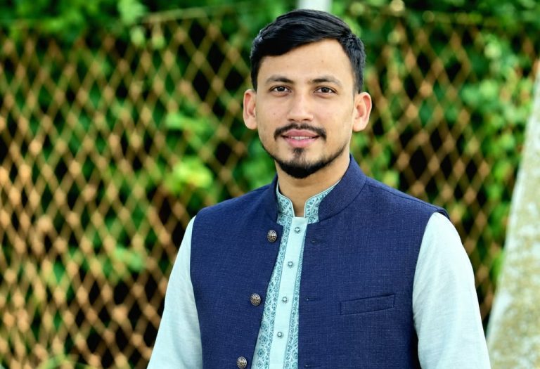 মিরুখালী ৫নং ওয়ার্ডে পরিবর্তনের হাওয়া: তরুণ প্রজন্মের আস্থার প্রতীক রাফিউল ইসলাম রাজুর নির্বাচনী অঙ্গীকার