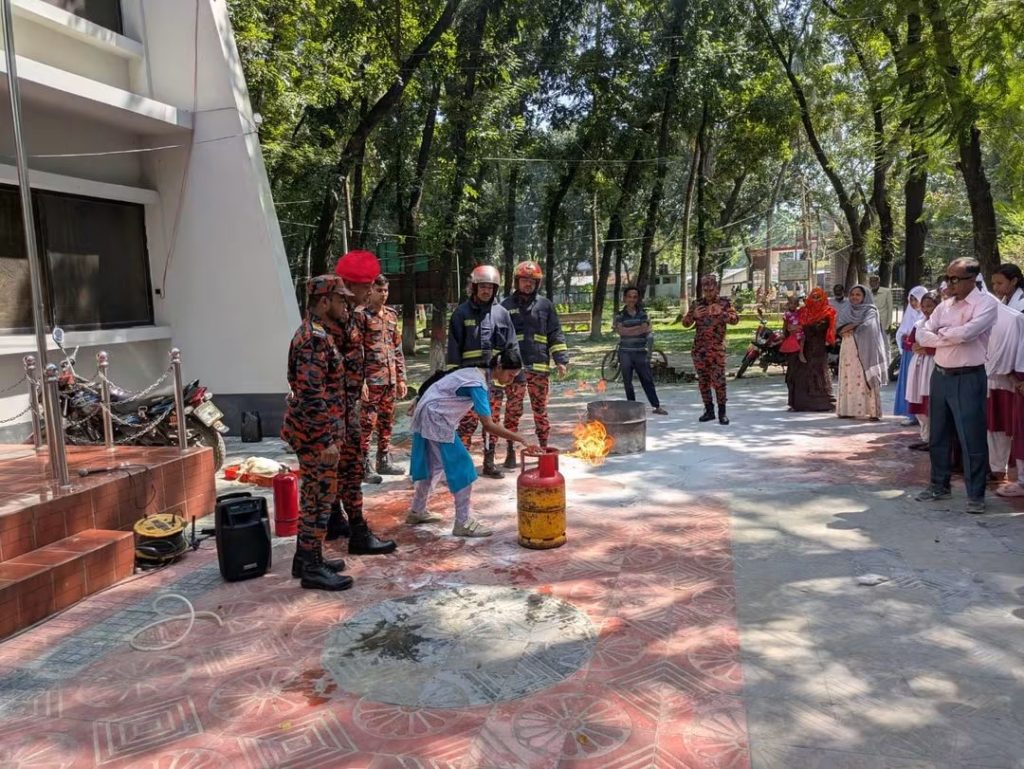 লালপুরে আন্তর্জাতিক দুর্যোগ প্রশমন দিবস পালিত